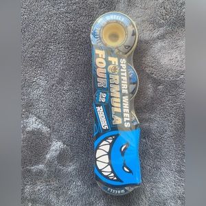 Spitfire formula four wheels